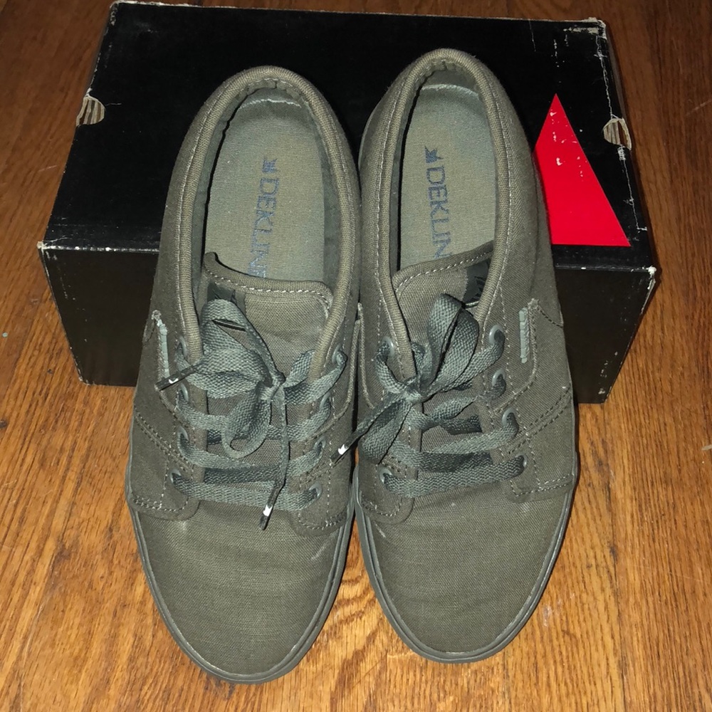 Dekline sneakers